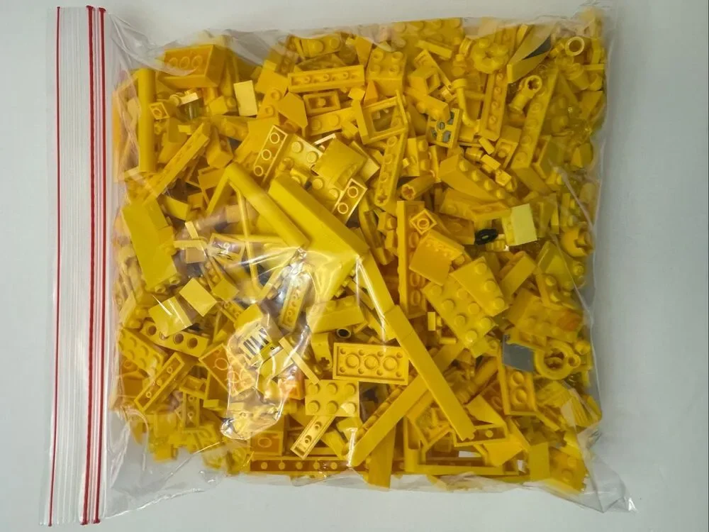 LEGO Various Shades of Yellow & Gold Assorted Bricks Pieces 1 lb 15.7 oz bag